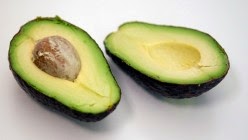cara membuat buah alpukat cepat matang