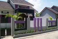 contoh Pagar Rumah minimalis dengan kombinasi material tembok dan besi