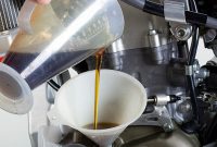 Akibat Motor Pakai Pelumas Palsu